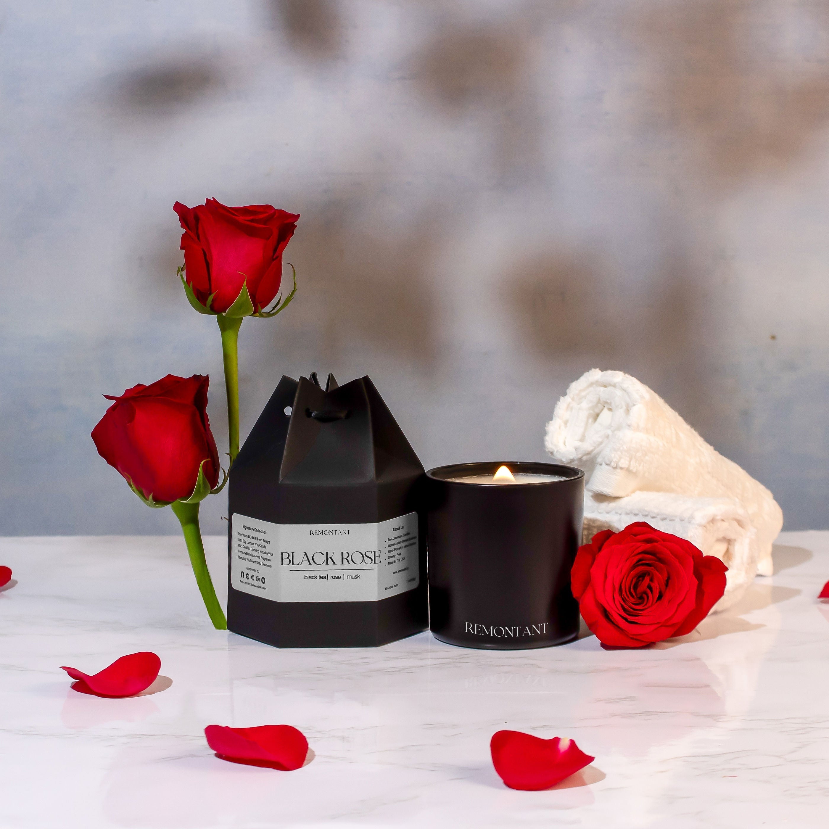 Black Rose Candle | Black Tea · Rose · Musk