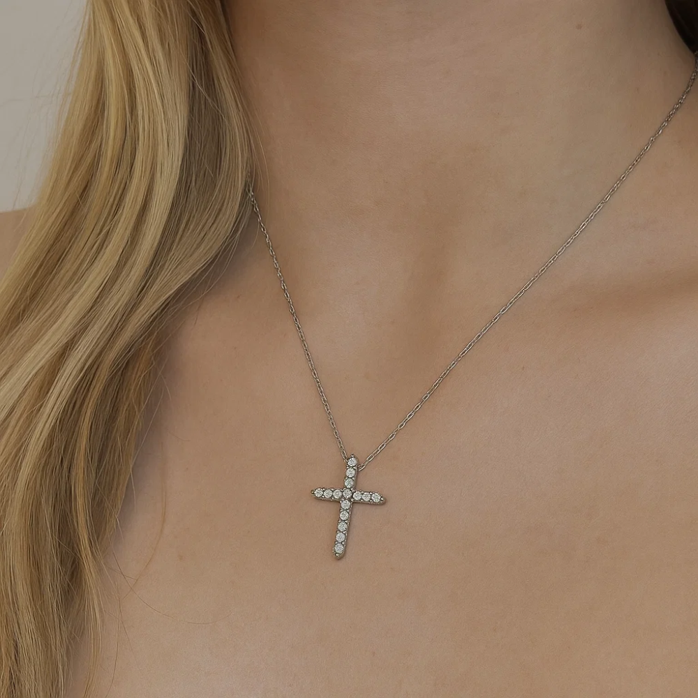 Faith Cross Necklace – A Heartfelt Gift for Grandma