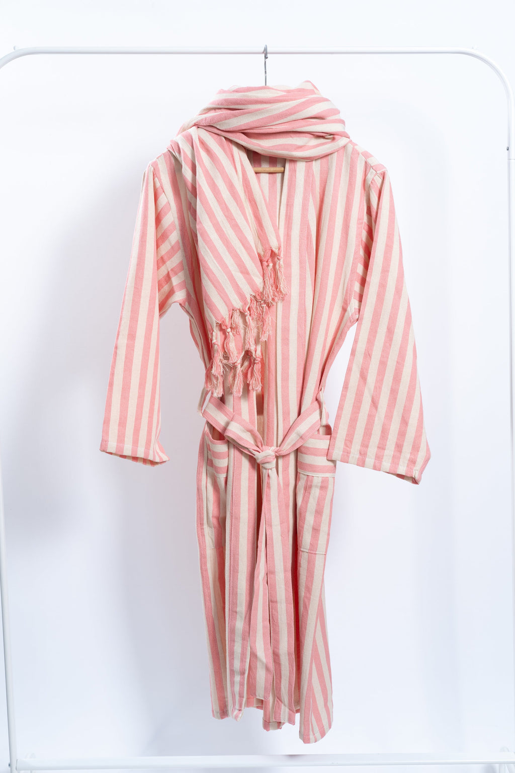Girit Handwoven Linen Robe – A Timeless Gift for Grandma