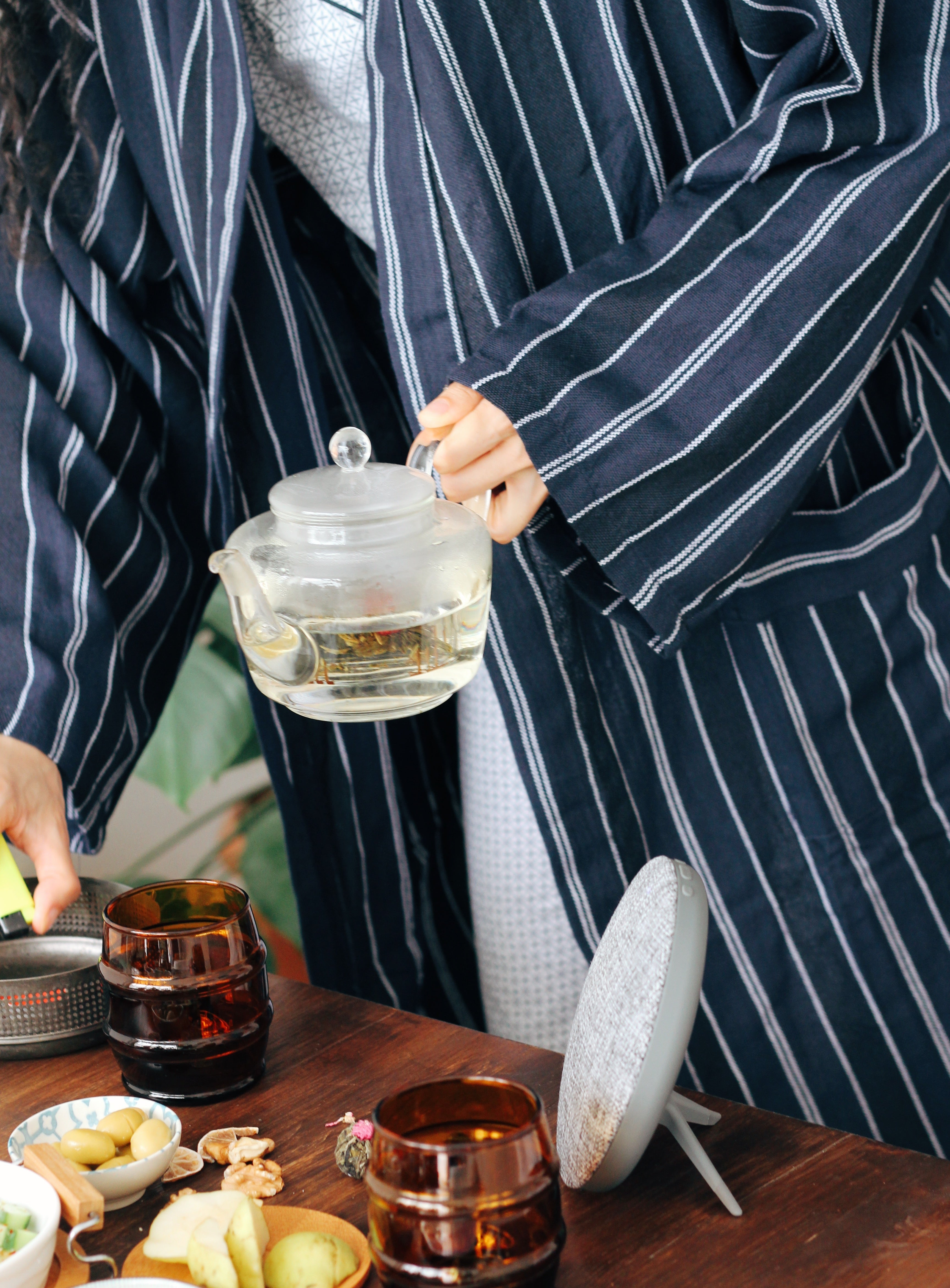 Kestane Handwoven Linen Robe —Navy