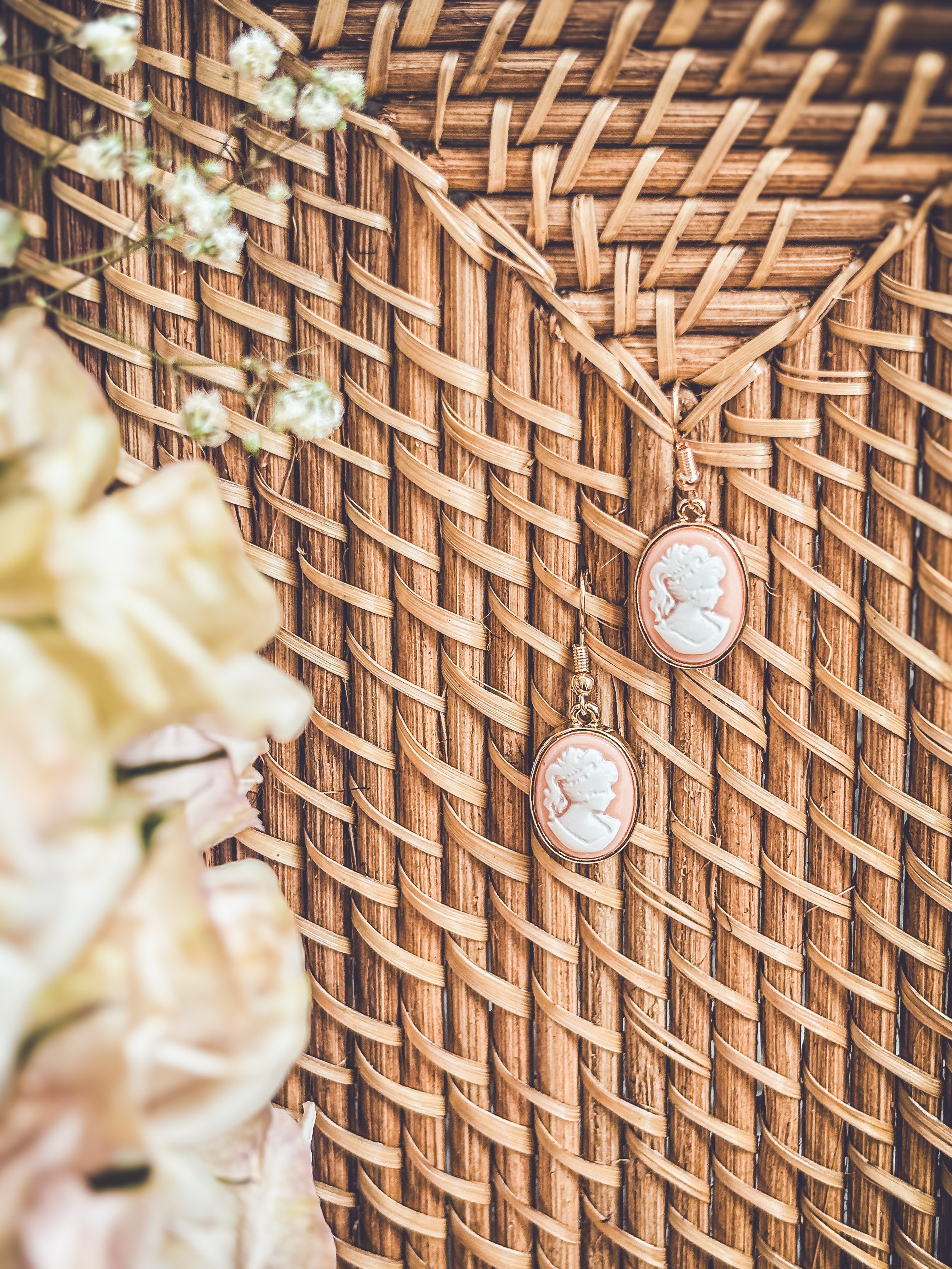 Cameo Silhouette Earrings – Vintage-Inspired Gift for Grandma
