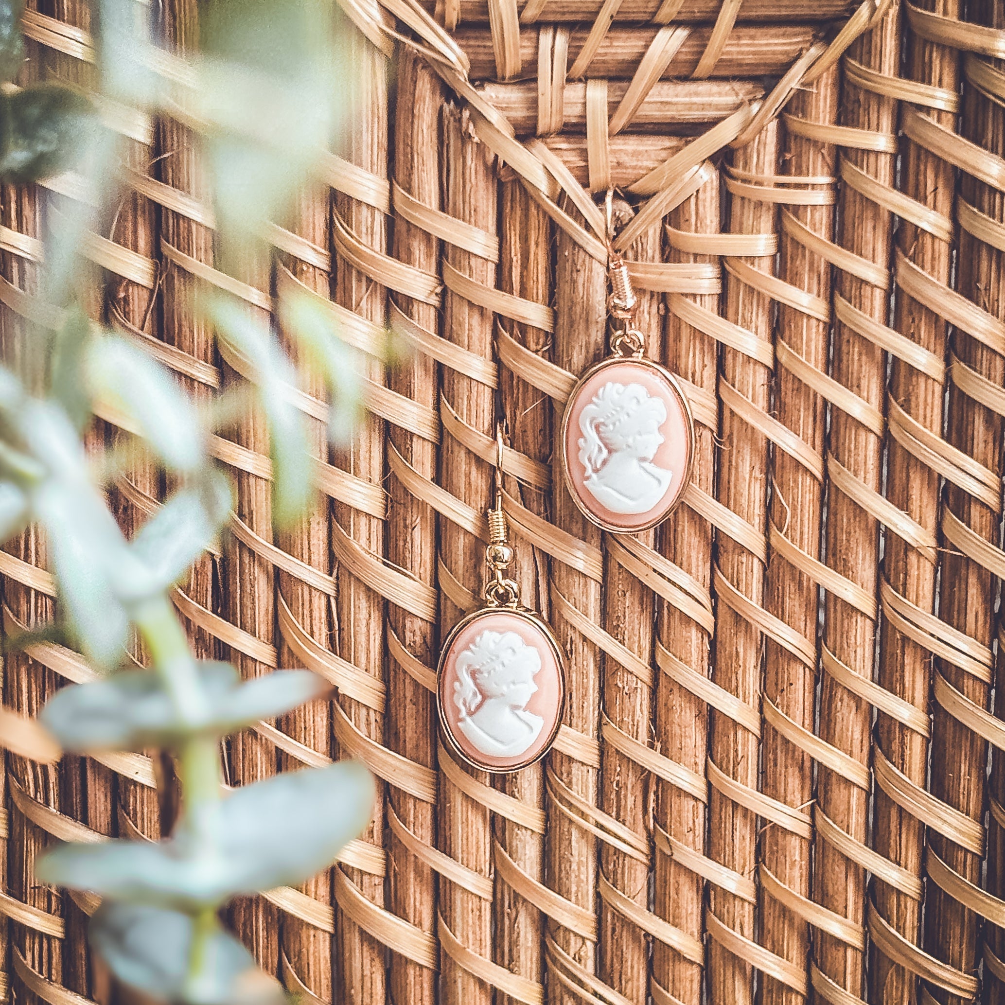 Cameo Silhouette Earrings – Vintage-Inspired Gift for Grandma