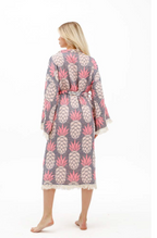 Pineapple Jacquard Kimono – A Fun & Tropical Gift for Grandma
