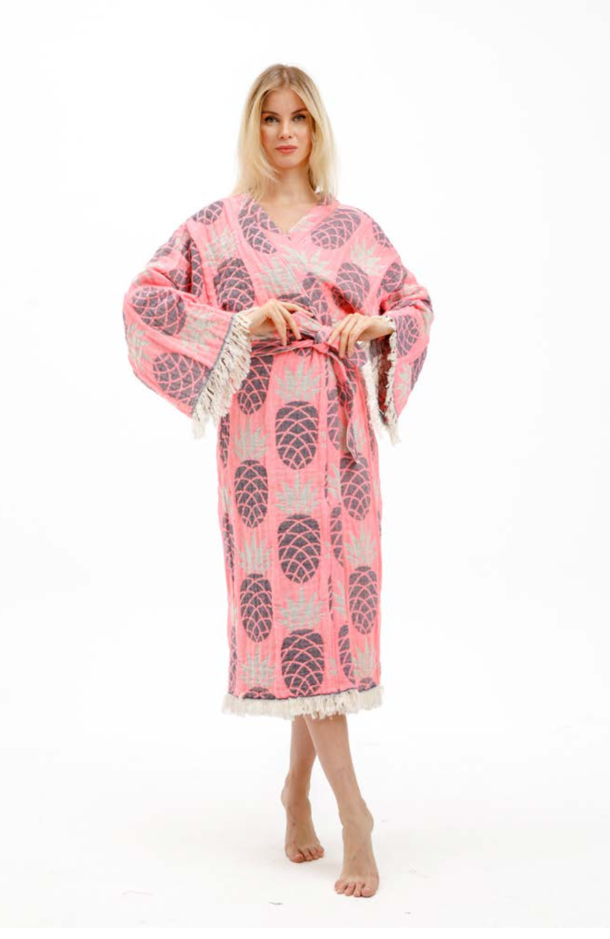 Pineapple Jacquard Kimono – A Fun & Tropical Gift for Grandma